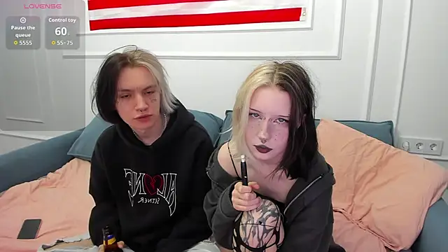 VeryRare TwinS online show from May 10, 5:59 pm