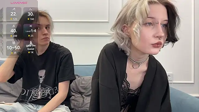 Snapshot of VeryRare_TwinS chatting on December 16, 6:17 am VeryRare TwinS online show from December 16, 6:17 am