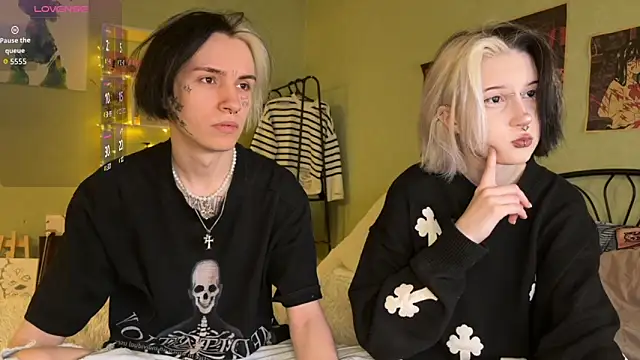 VeryRare TwinS online show from October 9, 10:10 pm