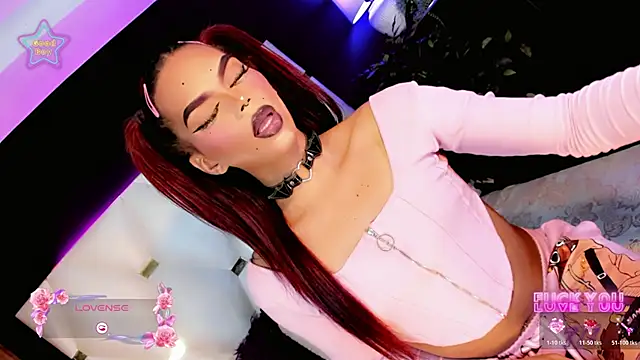 Diva Smith02 online show from May 11, 11:11 am