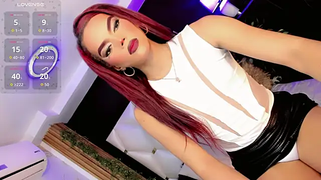 Diva Smith02 online show from March 31, 10:28 am