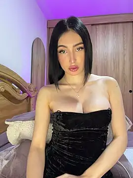 Maddy Jones online show from March 29, 9:49 pm