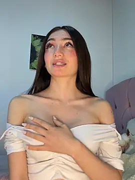 Maddy Jones online show from March 18, 10:48 pm