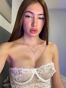 Maddy Jones online show from September 26, 3:13 am