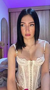 Maddy Jones online show from March 26, 7:34 pm