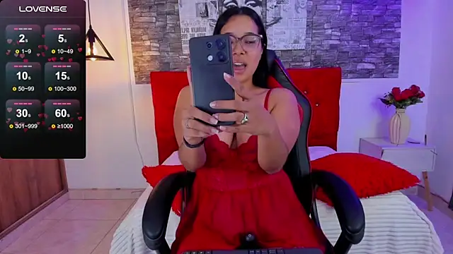 Emily sc online show from September 19, 1:37 pm