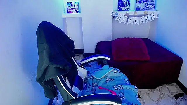 Anniee x online show from February 21, 11:12 am