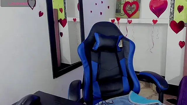 Anniee x online show from March 11, 12:54 pm