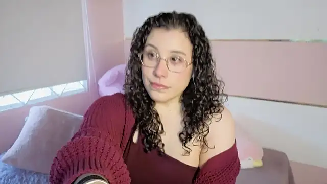 Snapshot of Charlotte__Miller chatting on October 26, 11:43 am Charlotte Miller online show from October 26, 11:43 am