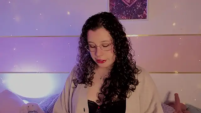 Snapshot of Charlotte__Miller chatting on February 16, 11:42 am Charlotte Miller online show from February 16, 11:42 am