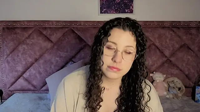 Charlotte  Miller online show from September 14, 11:21 am