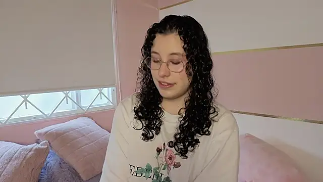Charlotte  Miller online show from October 4, 11:23 am