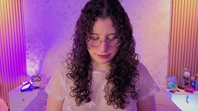 Charlotte  Miller online show from April 15, 11:38 am