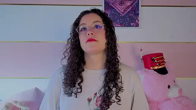 Snapshot of Charlotte__Miller chatting on February 8, 12:47 pm Charlotte Miller online show from February 8, 12:47 pm