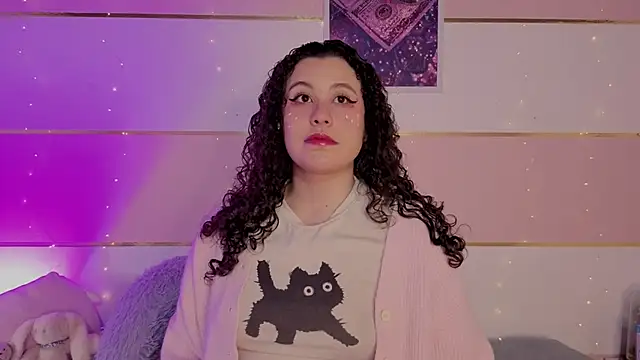 Snapshot of Charlotte__Miller chatting on February 17, 12:13 pm Charlotte Miller online show from February 17, 12:13 pm