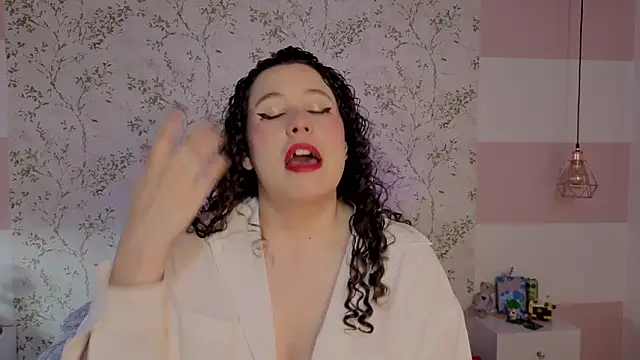 Charlotte  Miller online show from March 15, 1:07 pm