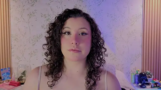 Snapshot of Charlotte__Miller chatting on July 9, 11:31 am Charlotte Miller online show from July 9, 11:31 am