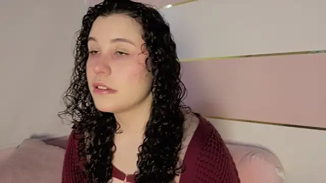 Snapshot of Charlotte__Miller chatting on November 9, 11:47 am Charlotte Miller online show from November 9, 11:47 am