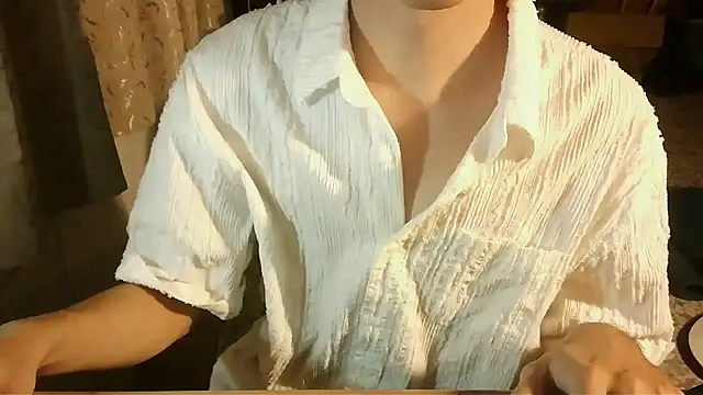 KYU890428 online show from February 28, 4:28 pm