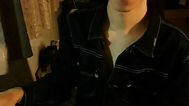 KYU890428 online show from December 21, 6:20 pm