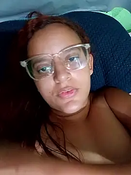 AliceRuivinha2 online show from January 18, 10:40 am