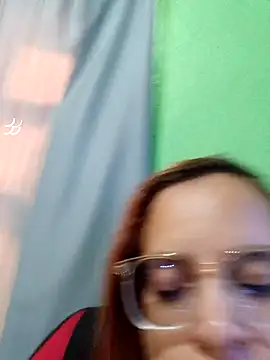 AliceRuivinha2 online show from March 7, 1:05 pm