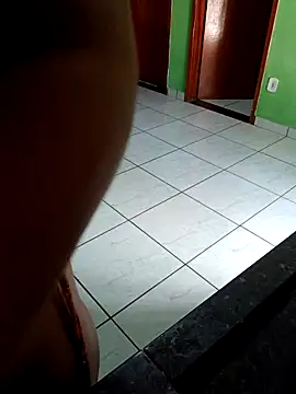 AliceRuivinha2 online show from April 27, 5:11 pm