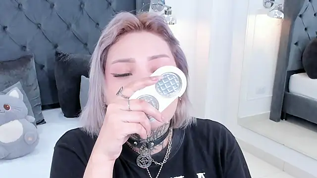 jinxv nuss online show from February 25, 2:12 am