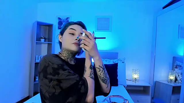 Snapshot of jinxv_nuss chatting on February 19, 11:17 am jinxv nuss online show from February 19, 11:17 am