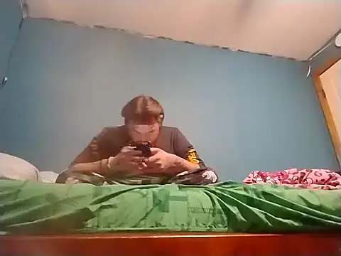 Snapshot of pssyslayer748 chatting on November 3, 7:02 am pssyslayer748 online show from November 3, 7:02 am