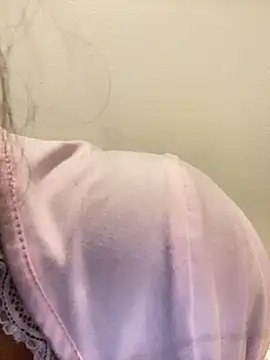 AwkwardJasminee online show from November 25, 11:10 am