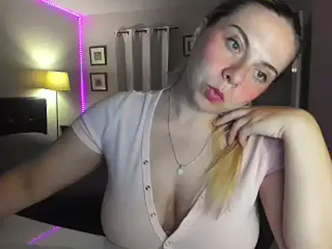 HappyIva online show from September 20, 6:40 am