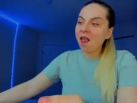 HappyIva online show from February 26, 11:09 pm