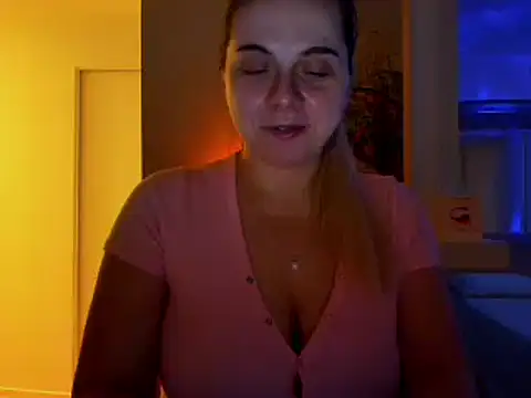 HappyIva online show from January 30, 8:11 am