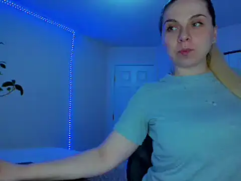 HappyIva online show from March 16, 1:17 am