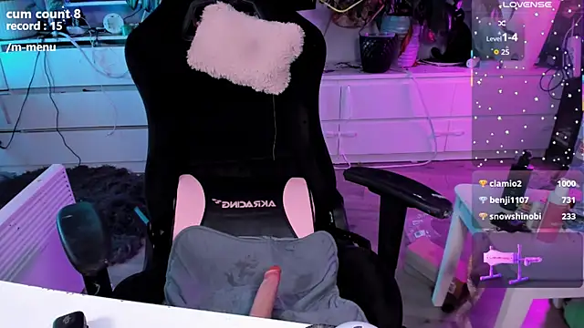 cutelittlepuff online show from July 13, 5:34 pm
