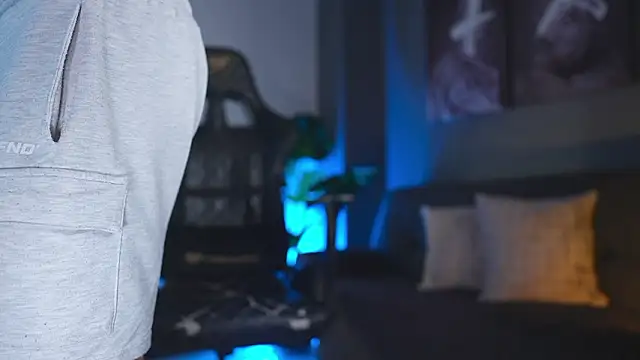 kevin montoya online show from February 3, 11:37 am