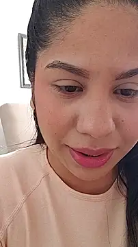 downsonMia online show from March 1, 12:05 pm