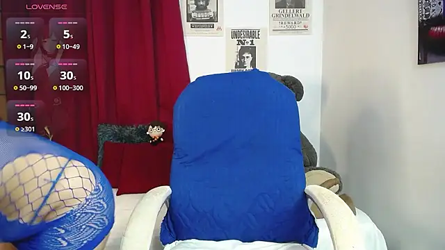 downsonMia online show from January 16, 10:41 am