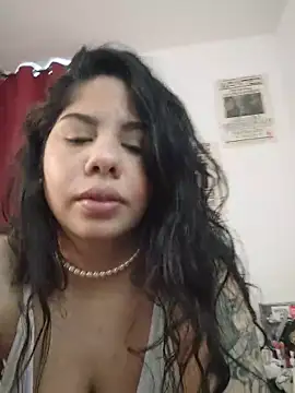 downsonMia online show from April 13, 12:09 pm