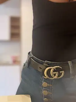 Samantha bigboobs online show from October 28, 8:30 pm