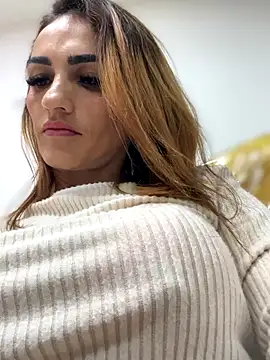 Samantha bigboobs online show from October 30, 3:09 pm