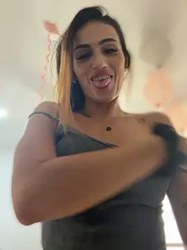 Samantha bigboobs online show from March 21, 8:13 pm