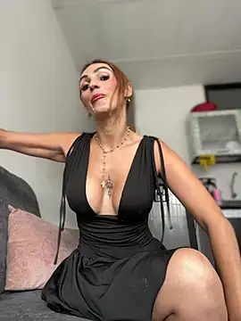 Snapshot of Samantha_bigboobs chatting on March 20, 9:13 pm Samantha bigboobs online show from March 20, 9:13 pm