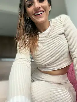 Samantha bigboobs online show from April 10, 10:06 pm