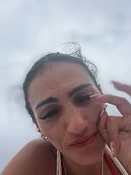 Samantha bigboobs online show from May 28, 6:36 pm