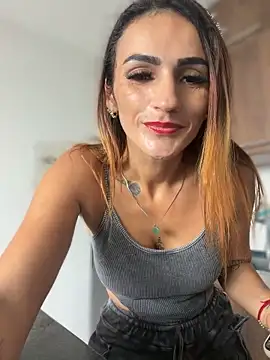 Samantha bigboobs online show from April 20, 7:15 pm