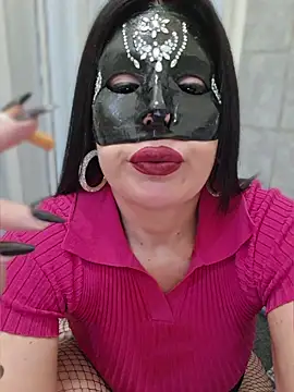 desyree89 online show from April 2, 5:47 am