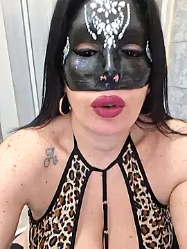 desyree89 online show from December 19, 4:27 am