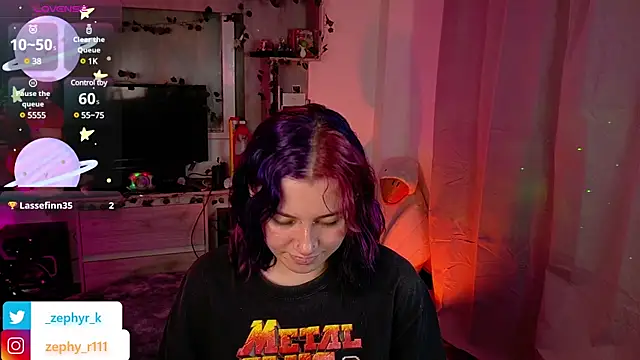 Snapshot of _zephyr_ chatting on January 25, 12:06 am zephyr online show from January 25, 12:06 am